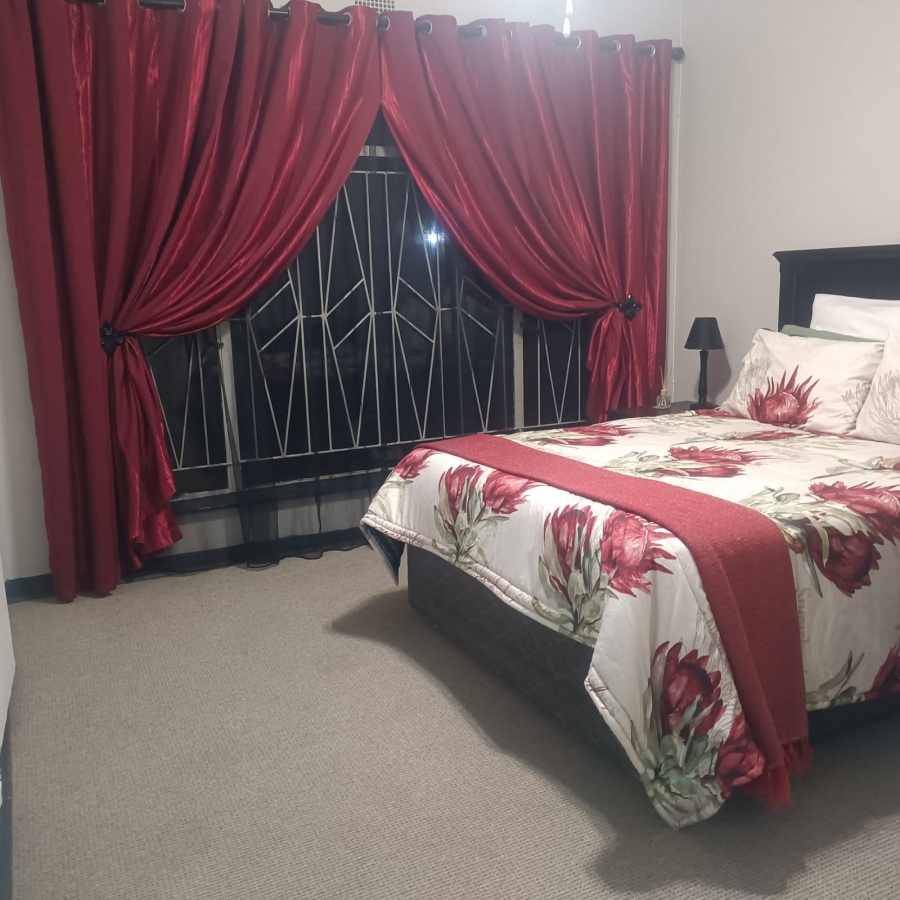 To Let 3 Bedroom Property for Rent in Jim Fouchepark Free State